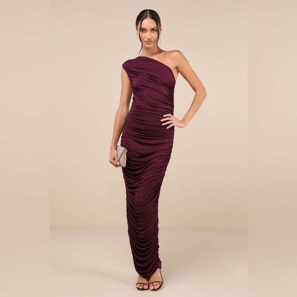 LULU’S EFFORTLESS MAGNETISM RUCHED ONE SHOULDER MAXI DRESS